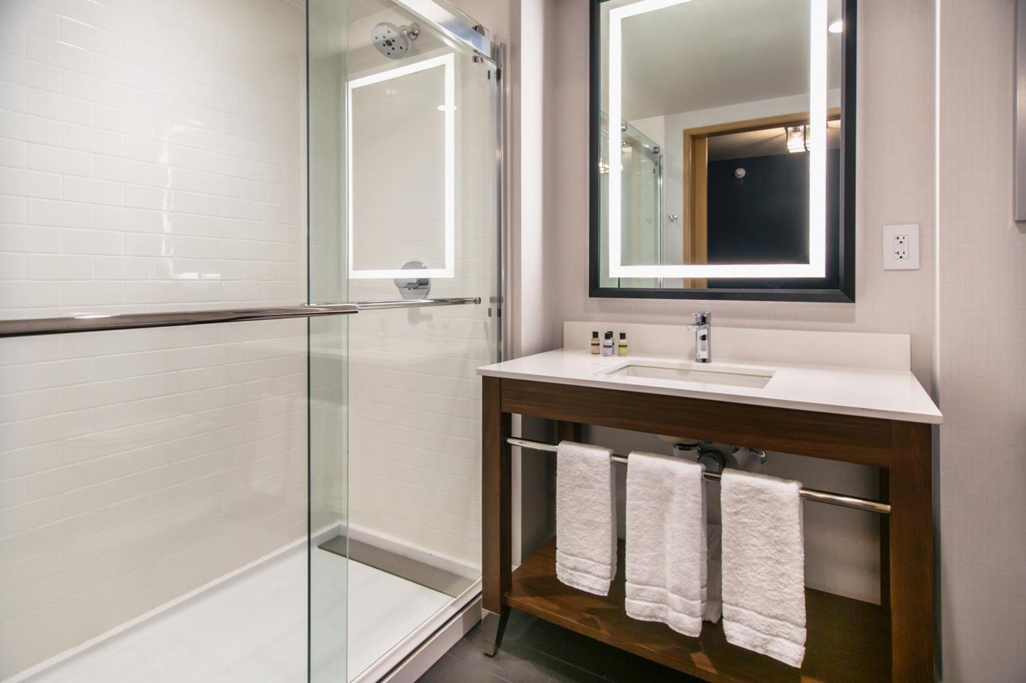 Four Points By Sheraton דדווד חדר תמונה